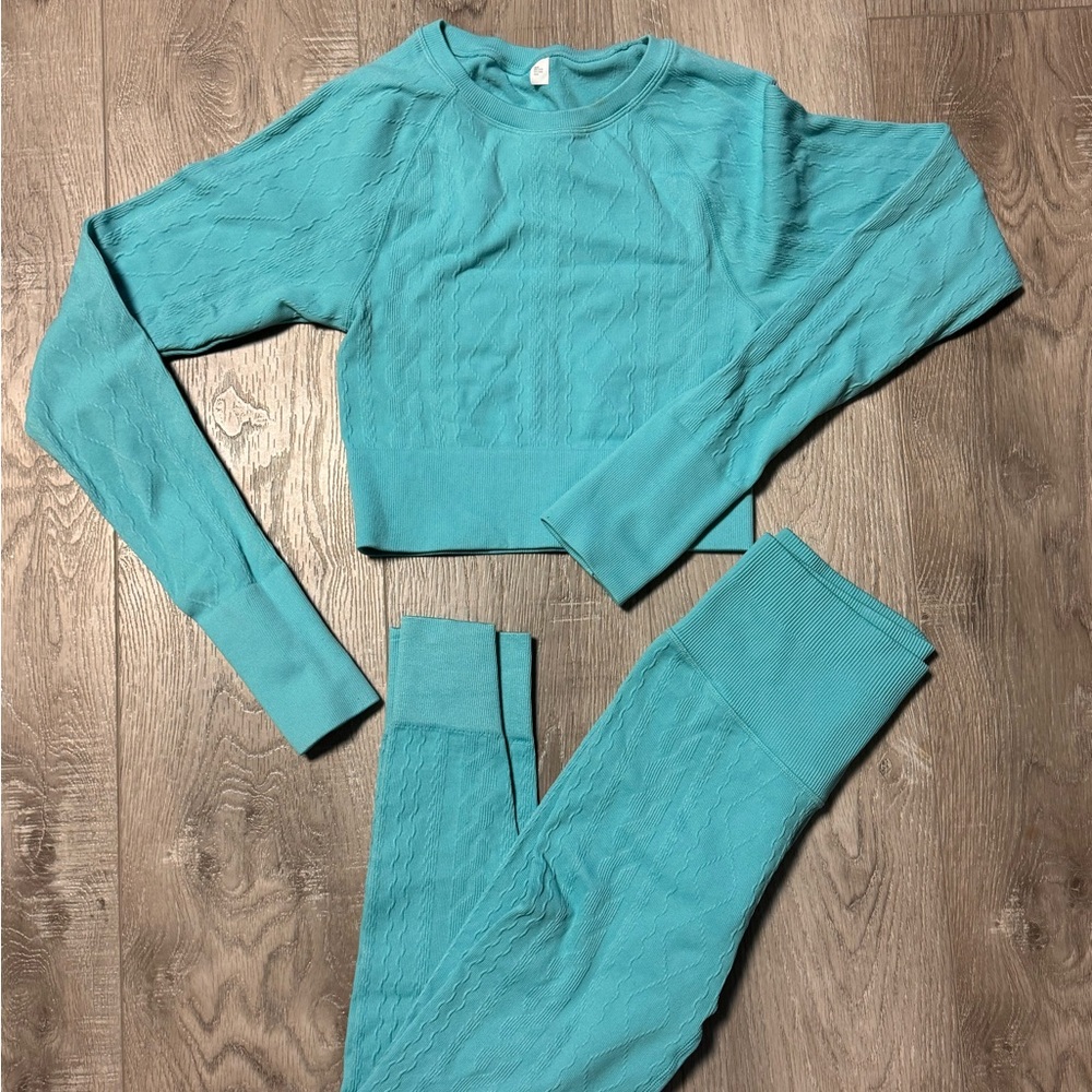 Teal Cropped Sweater and Leggings Set
